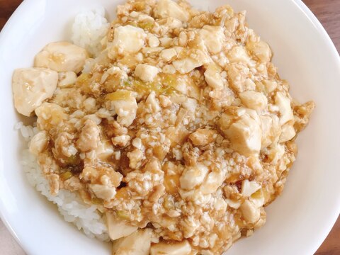 赤味噌でマーボー丼